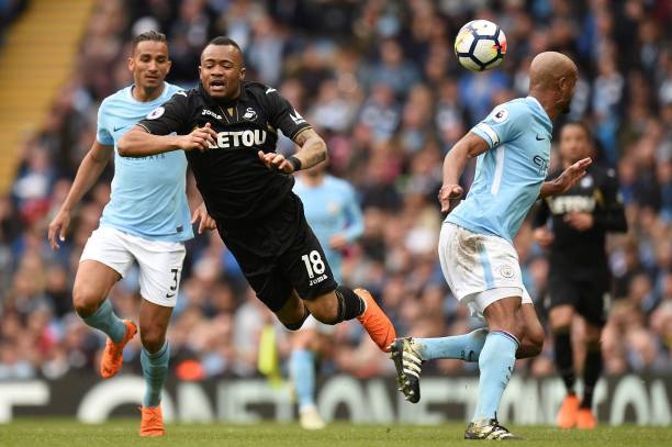 全场欢腾 全场欢腾